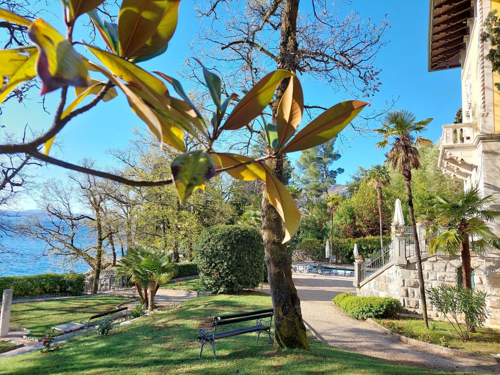 Hotel Villa Astra Lovran Luaran gambar