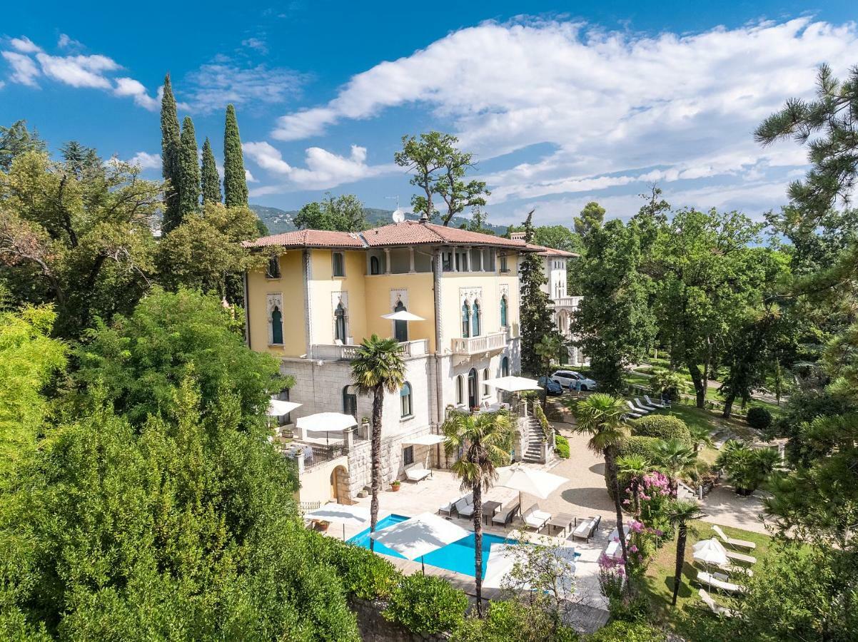 Hotel Villa Astra Lovran Luaran gambar